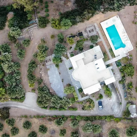 فيلة New - Manika - 3br 3ba Pool