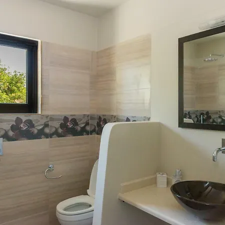 New - Manika - 3br 3ba Pool *